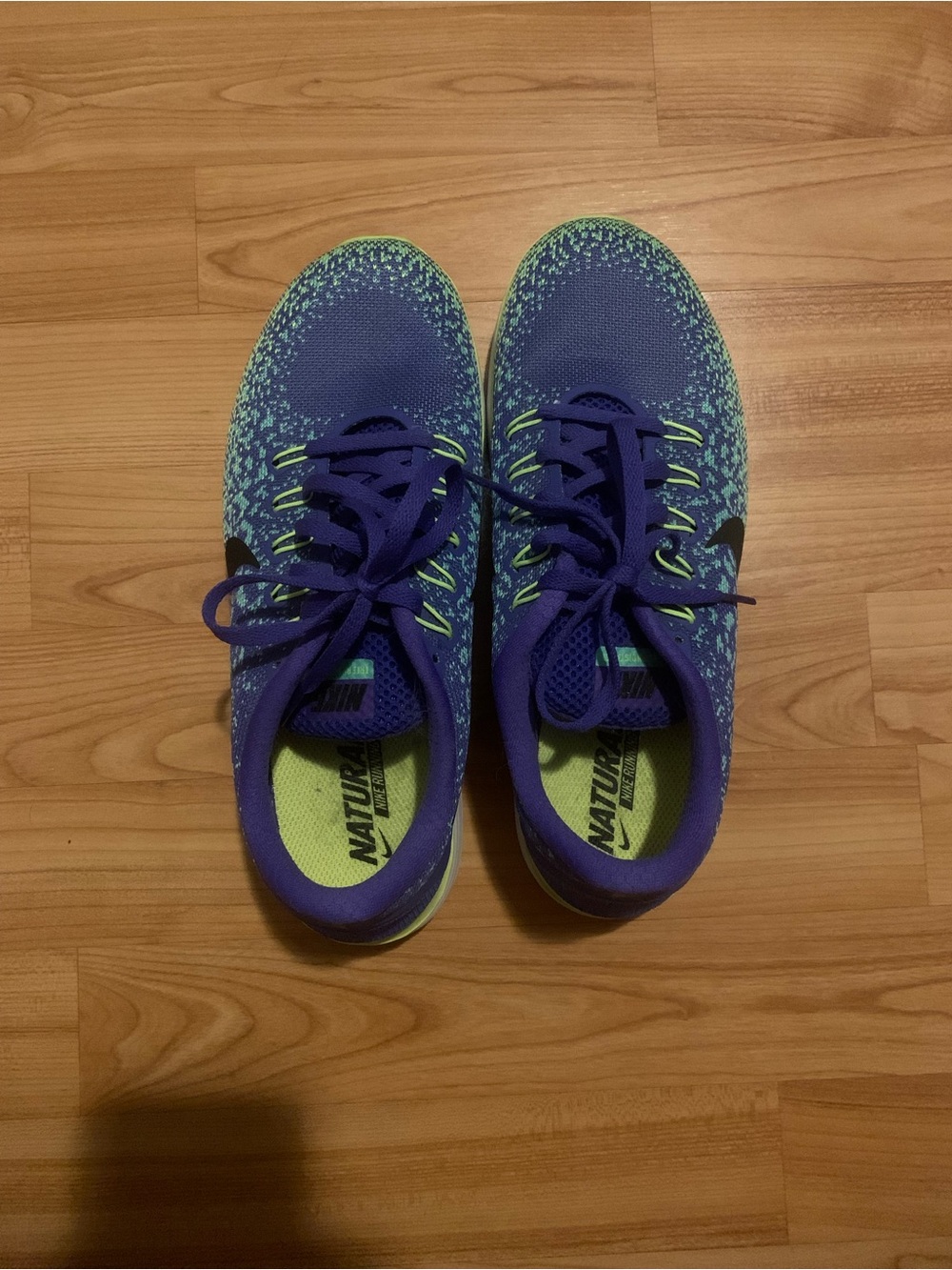NWOT Nike Running shoes